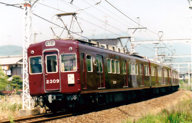 阪急電鉄　京都線　2300系