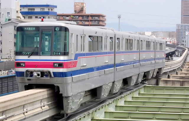 大阪モノレール(=大阪高速鉄道)　2000系　11～18F
