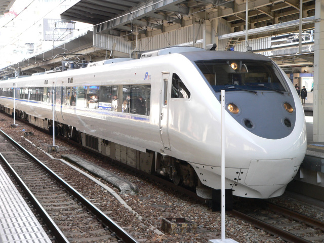 ゆ　681系 Amazon | カトー (KATO) Nゲージ 681系「サンダーバード