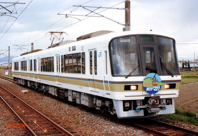 JR西日本 221系 奈良電車区 - J鉄 online