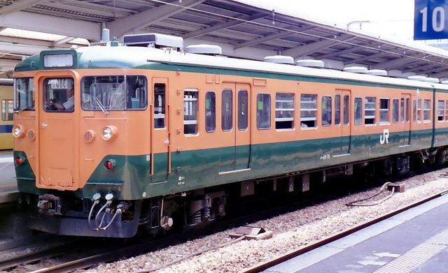 JR西日本 113系0番台 非冷房車　ｸﾊ111形