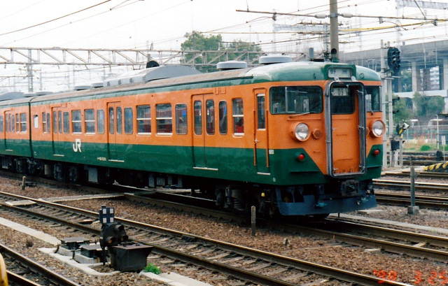 JR西日本　113系5000番台　クハ111-5301