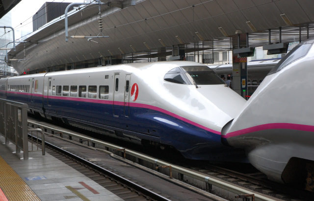 JR東日本　E2系新幹線　はやて編成　J54