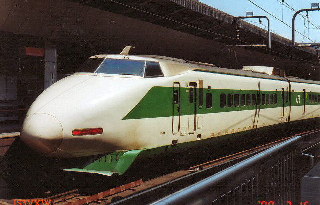 JR東日本  200系新幹線「シャークノーズの200系新幹線②」F05編成