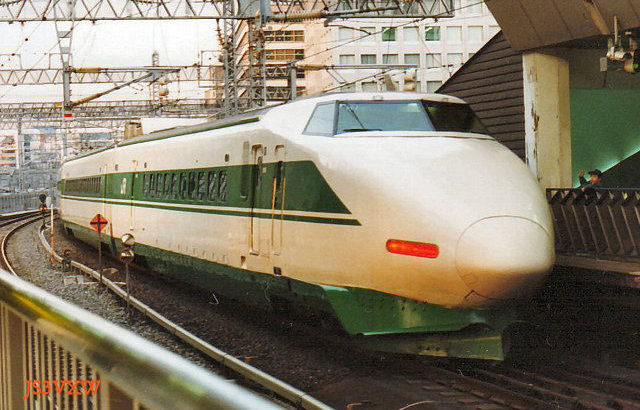 JR東日本  200系新幹線「シャークノーズの200系新幹線①」H01編成