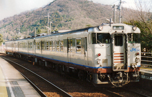 JR西日本　キハ40系　吉備線色　キハ４７－１０３６
