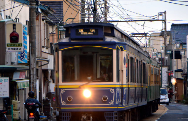江ノ島電鉄　10形レトロ電車　１０